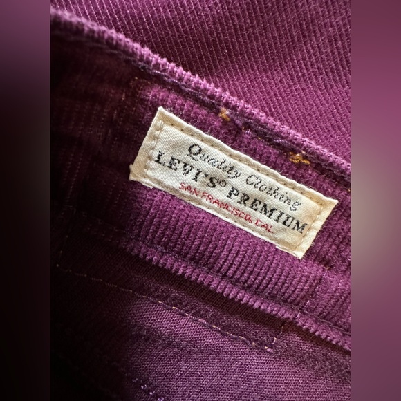 Levi’s Premium Wedgie Fit Straight Corduroy Pants Purple - Picture 11 of 16